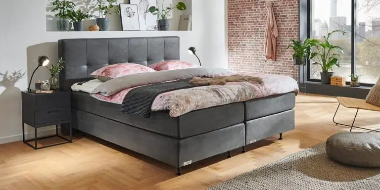 Boxspring Caresse 7050 tweepersoons in moderne slaapkamer met gestoffeerd hoofdbord en luxe matras, maat 180x200 cm
