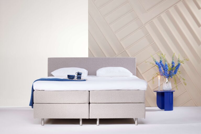 Eastborn Boxspring Oblique